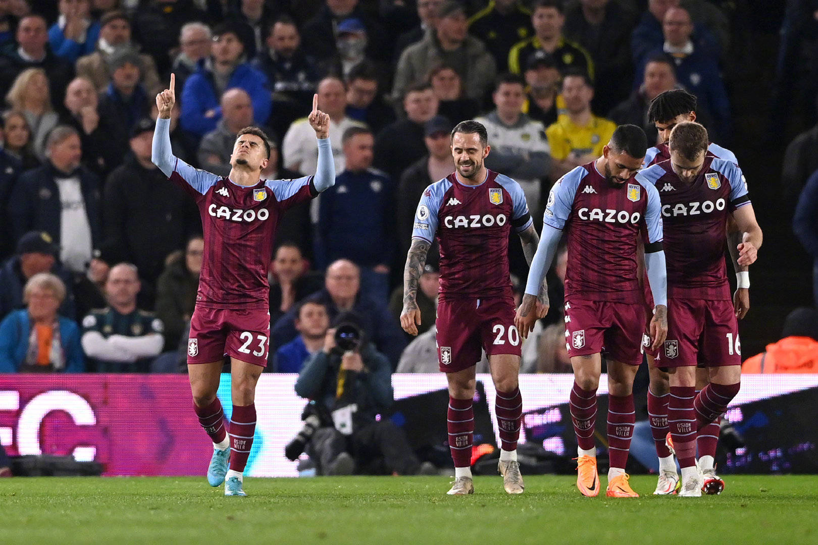 洲赛场上立 洲赛场上立