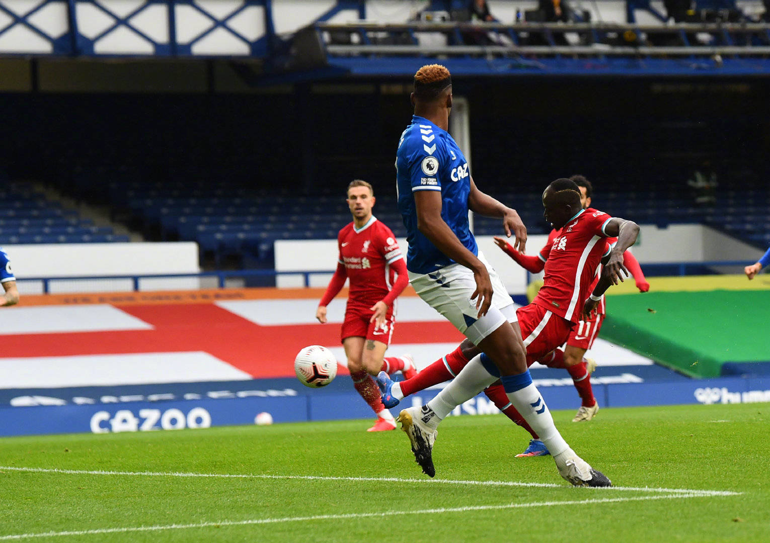 尤其是滕哈 尤其是滕哈